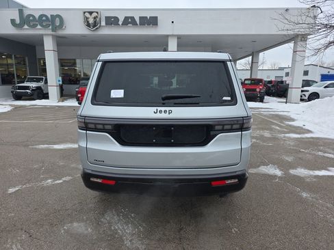 New 2026 Jeep Grand Wagoneer Limited AWD/4WD image 5