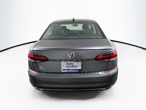 Used 2022 Volkswagen Passat 2.0T SE FWD image 6