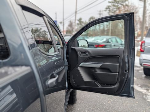 Used 2019 Chevrolet Colorado LT image 37