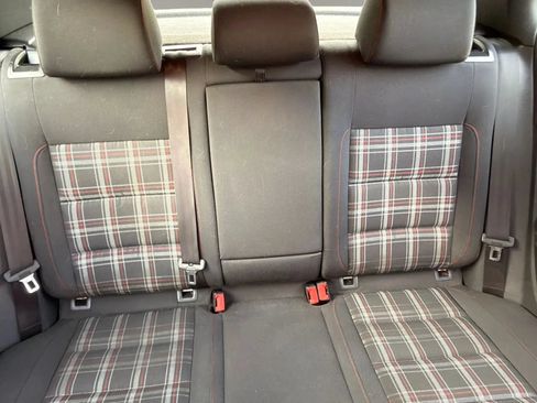 Used 2012 Volkswagen GTI 2-Door FWD image 22