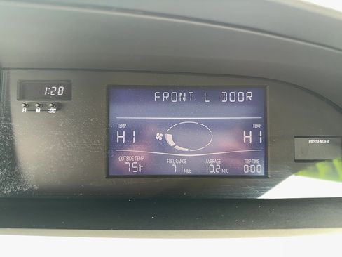 Used 2008 Toyota Avalon Limited FWD image 26