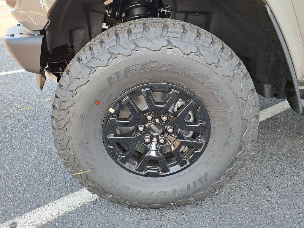 New 2026 Ford Bronco Raptor AWD/4WD image 19