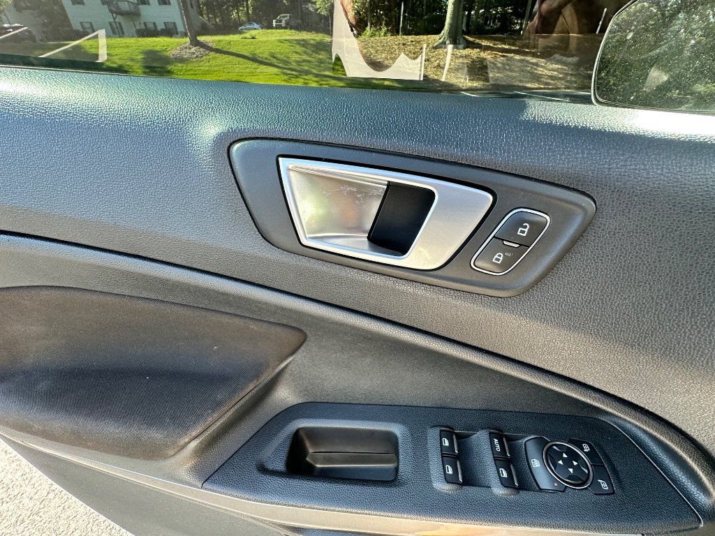 Used 2019 Ford EcoSport SE w/ SE Convenience Package AWD/4WD image 24