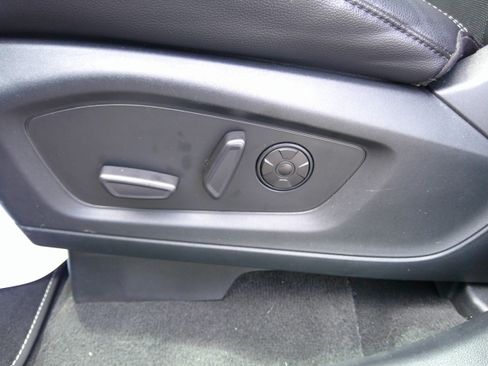 Used 2022 Ford Explorer ST w/ Equipment Group 401A image 14