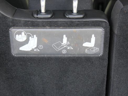 Used 2018 Chrysler Pacifica Touring-L Plus image 30