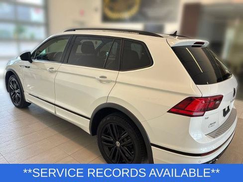Used 2022 Volkswagen Tiguan SE R-Line FWD image 4