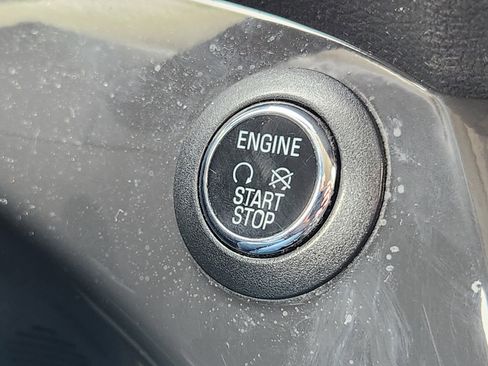 Used 2015 Ford Escape Titanium w/ Equipment Group 301A image 27