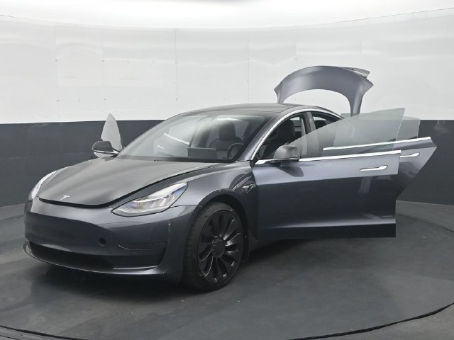 Used 2018 Tesla Model 3 Long Range RWD image 35
