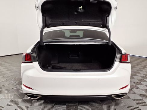 Used 2024 Lexus ES 350 w/ Premium Package image 8