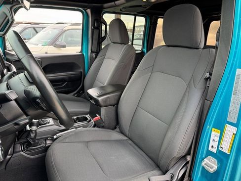 Used 2019 Jeep Wrangler Unlimited Sport S image 13