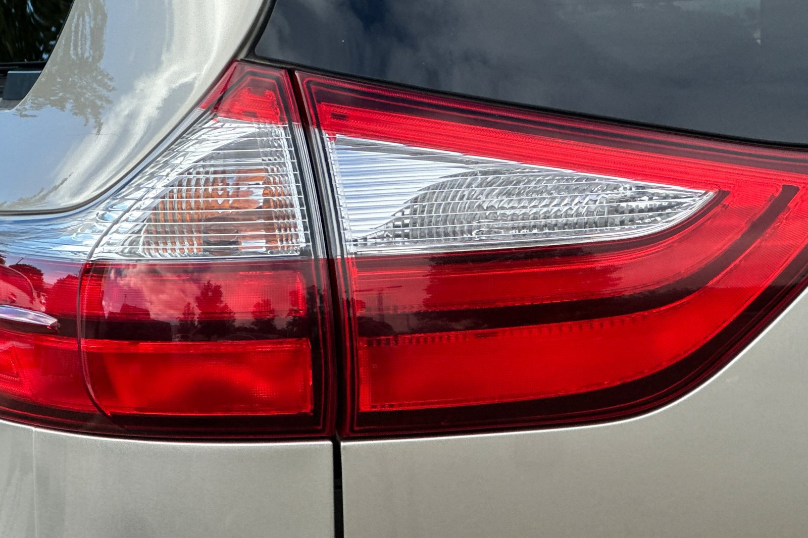 Used 2015 Toyota Sienna LE FWD image 47