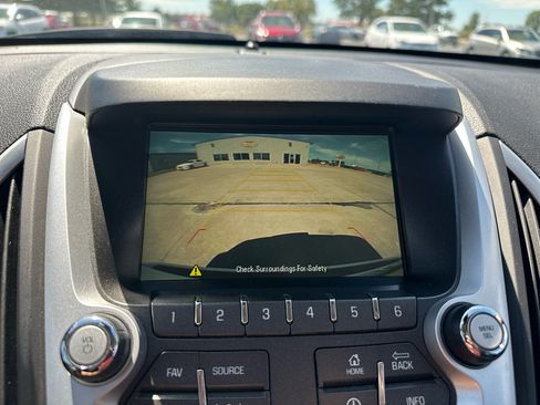 Used 2017 GMC Terrain SLE image 26