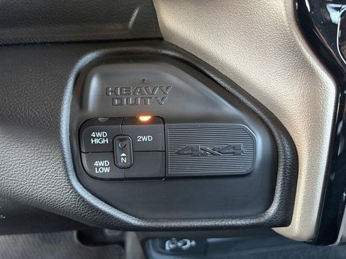 Used 2024 RAM 2500 Laramie w/ Safety Group AWD/4WD image 17