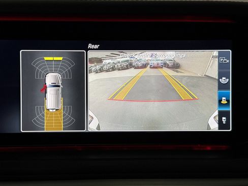 Used 2024 Mercedes-Benz G 550 image 34