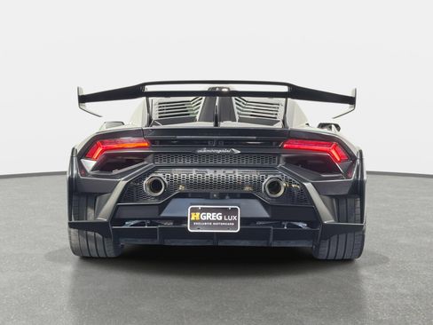 Used 2022 Lamborghini Huracan STO image 4