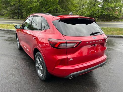 Used 2023 Ford Escape ST-Line w/ Tech Pack #1 AWD/4WD image 5