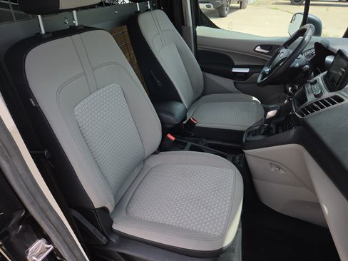 Used 2022 Ford Transit Connect XLT FWD image 10