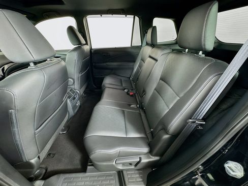 Used 2023 Honda Passport Elite image 18