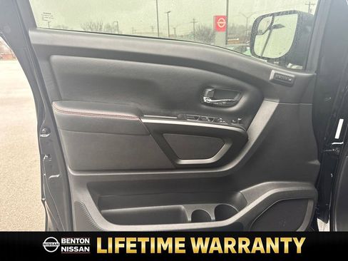 Certified 2022 Nissan Titan PRO-4X w/ Pro-4x Convenience Package image 12