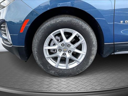 Used 2024 Chevrolet Equinox LT image 9