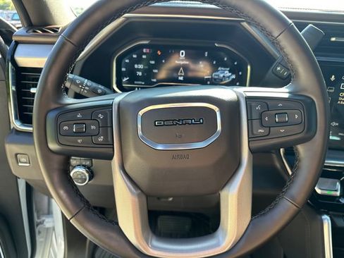 Used 2024 GMC Sierra 2500 Denali w/ Denali Reserve Package AWD/4WD image 30