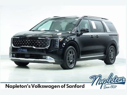 Used 2025 Kia Carnival SX