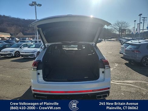 Certified 2025 Volkswagen Atlas Cross Sport SEL Premium R-Line image 55