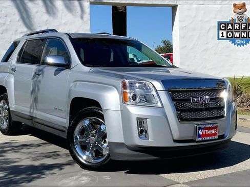 Used 2013 GMC Terrain SLT w/ Cargo Package FWD image 2