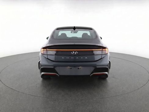 Used 2025 Hyundai Sonata SEL FWD image 7