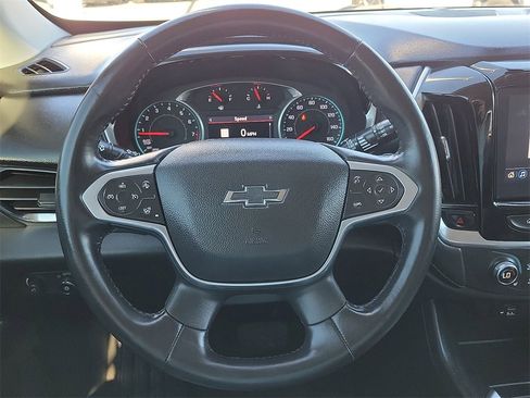 Used 2021 Chevrolet Traverse RS image 24