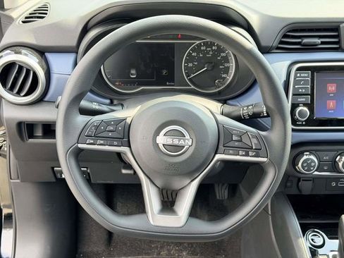 New 2025 Nissan Versa SV w/ Trunk Package FWD image 18