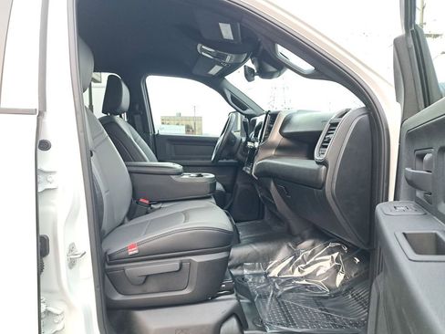 New 2026 RAM 3500 Tradesman AWD/4WD image 17