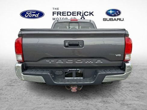 Used 2016 Toyota Tacoma TRD Off-Road w/ Towing Package AWD/4WD image 5