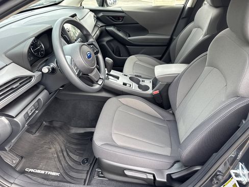Used 2025 Subaru Crosstrek 2.0i Premium image 26