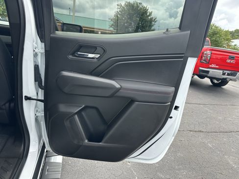 Certified 2024 Chevrolet Colorado Z71 w/ Z71 Convenience Package 2 image 17