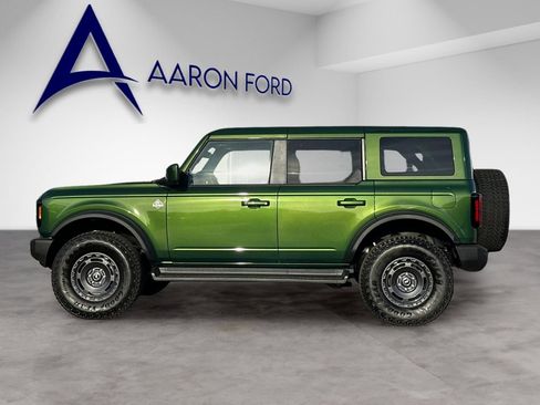 New 2025 Ford Bronco Outer Banks w/ Sasquatch Package image 2