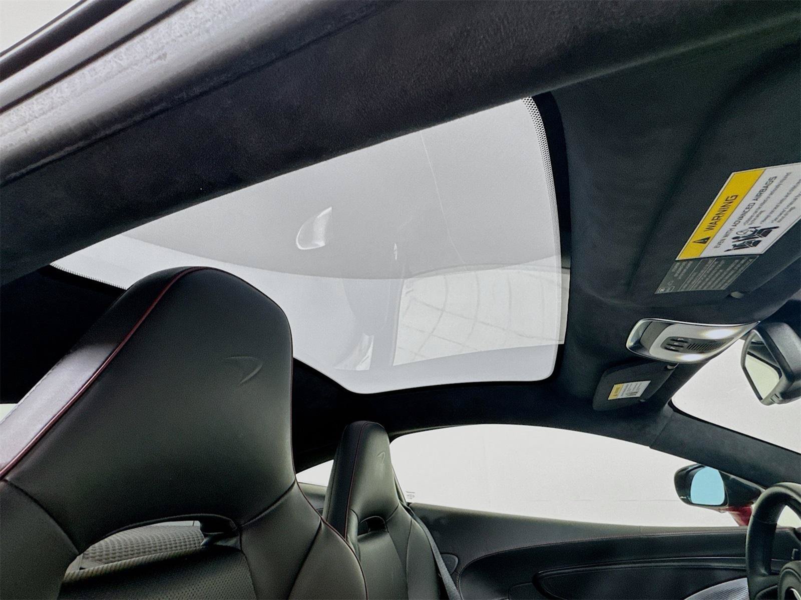 Used 2023 McLaren GT RWD image 12