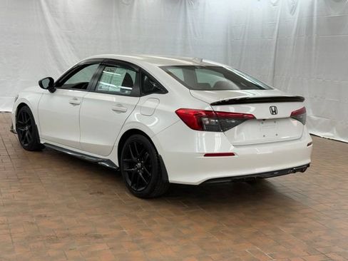 Used 2022 Honda Civic Sport image 5