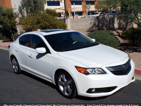 Used 2014 Acura ILX w/ Technology Package image 1