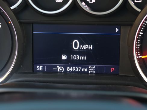 Used 2022 Chevrolet Silverado 2500 LTZ w/ LTZ Convenience Package image 21