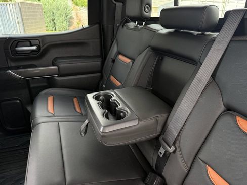 Used 2019 GMC Sierra 1500 AT4 w/ AT4 Premium Package AWD/4WD image 36