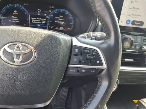 Certified 2024 Toyota Grand Highlander AWD image 10