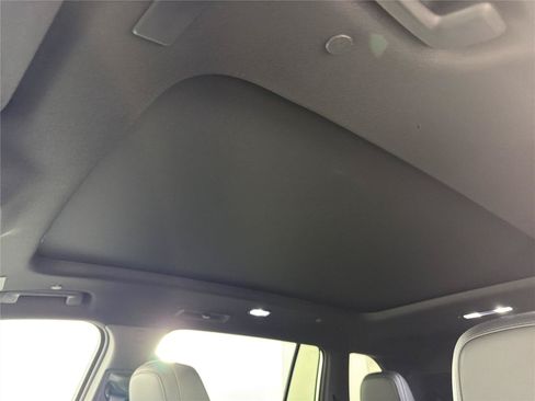 New 2026 GMC Acadia Elevation w/ Black Edition FWD image 33