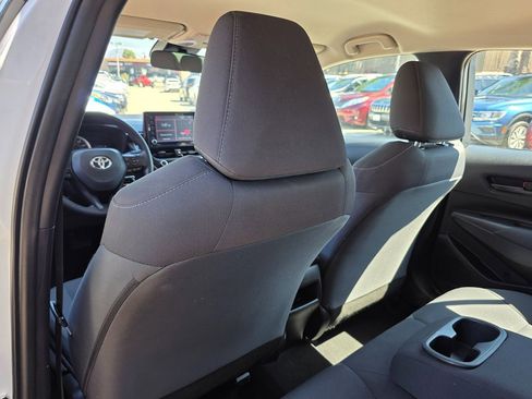 Used 2022 Toyota Corolla LE image 25