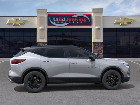 New 2026 Chevrolet Blazer LT w/ Convenience Package AWD/4WD image 29
