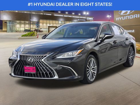Used 2022 Lexus ES 350 w/ Premium Package image 2