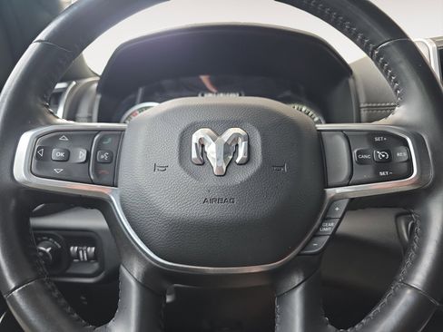 Used 2022 RAM 1500 Laramie w/ Sport Appearance Package AWD/4WD image 10