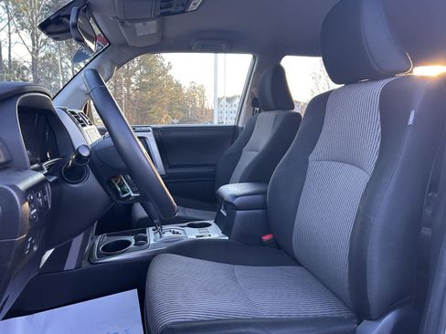 Used 2024 Toyota 4Runner SR5 image 11