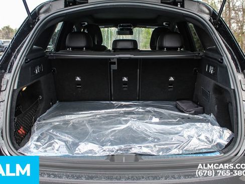 Used 2026 Mercedes-Benz GLC 350e 4MATIC image 22