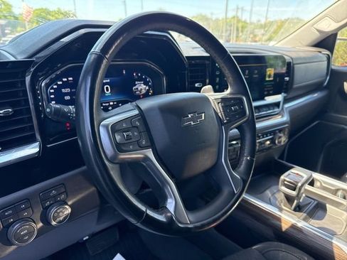 Used 2024 Chevrolet Silverado 1500 LT Trail Boss w/ Protection Package AWD/4WD image 32